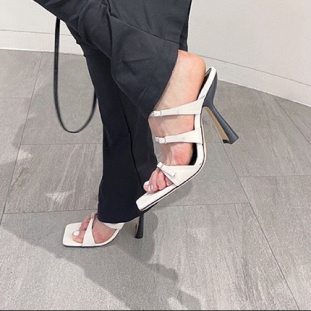 Chick Heels